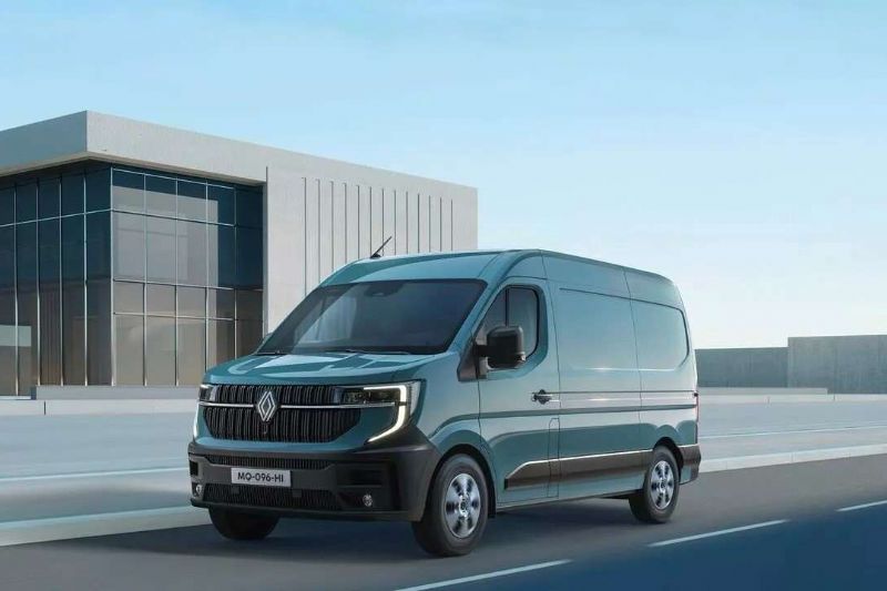 Renault Master: Van of the Year 2025 – ideální partner pro vaše podnikání